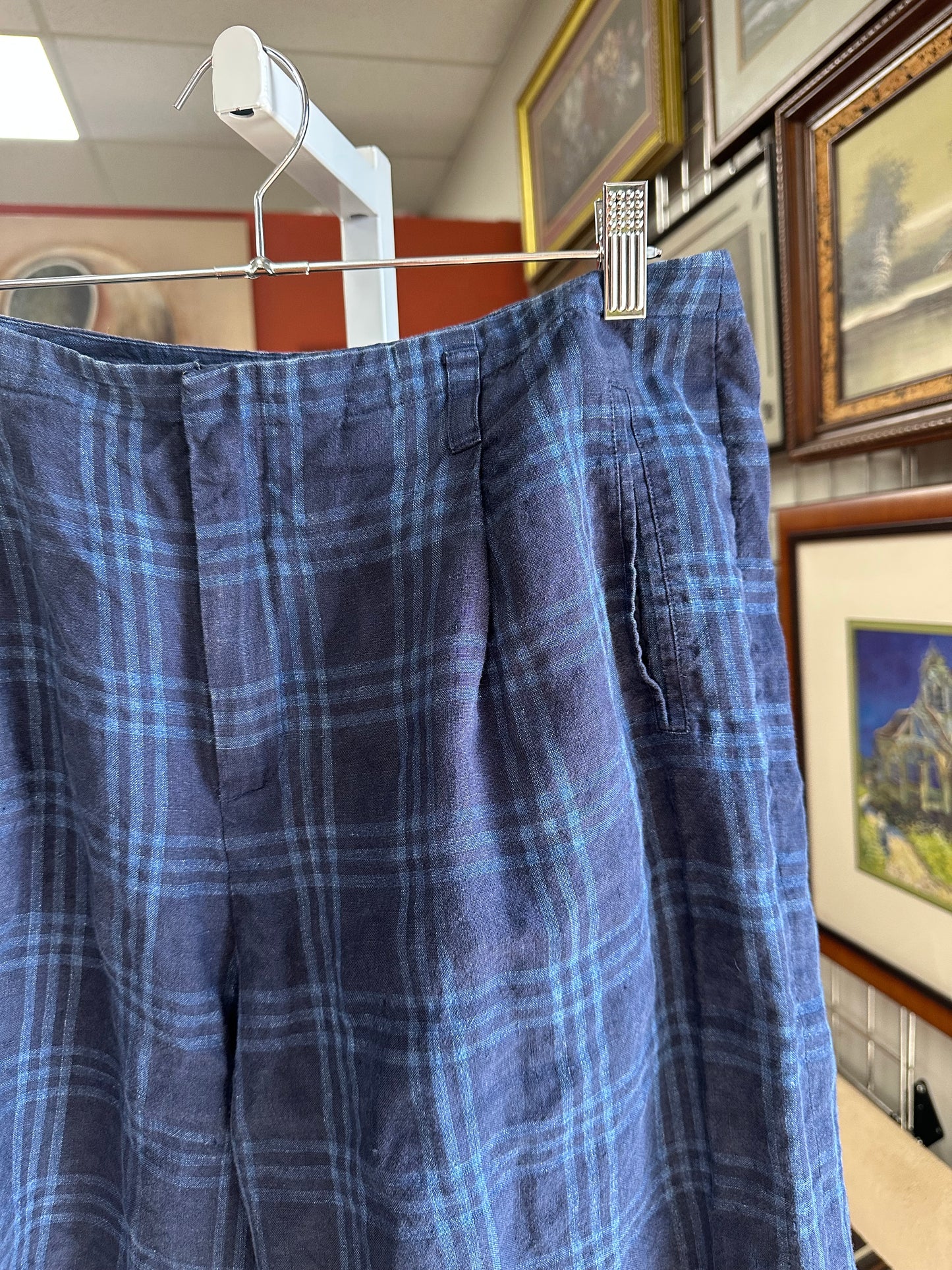 Vintage Linen Shorts (8/10)