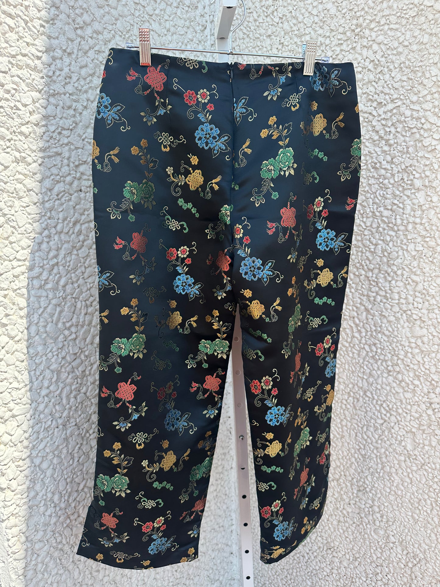 Chinese Brocade Crop Pants (S/M)
