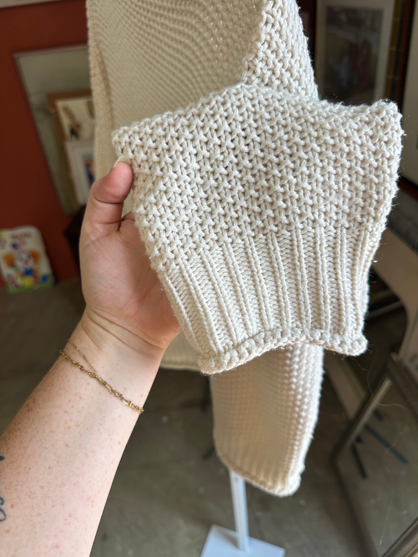 Vintage Hand Knit Chunky Sweater (S-XL)